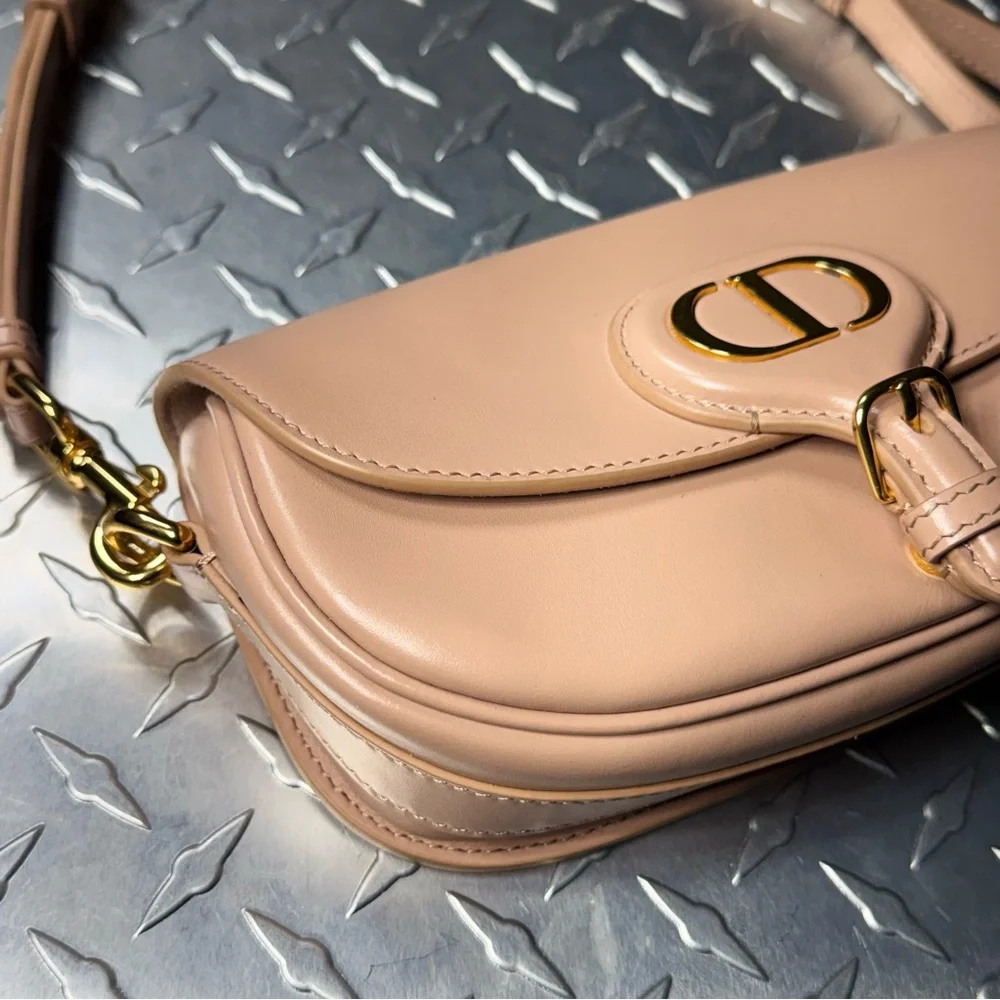 Dior Leather Bobby East West Flap Bag in Rose Peach - Picture 3 of 10